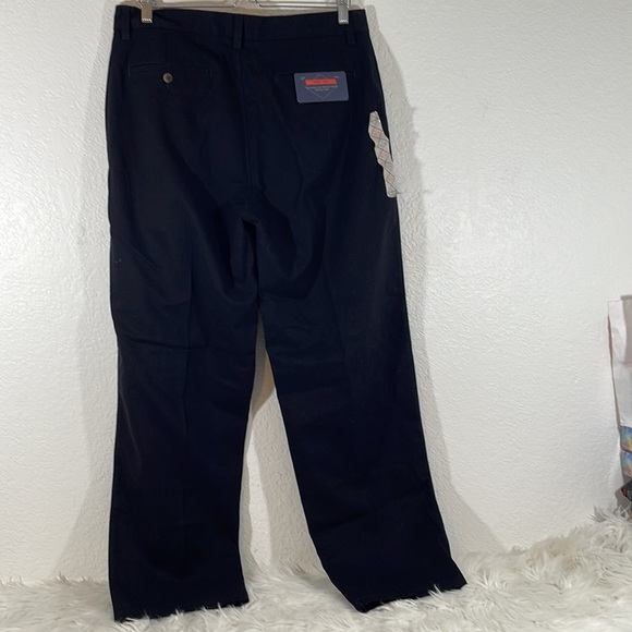 ST. JOHN’S BAY RELAXED FIT Releases & Repels Stains Wrinkle Free Pants 34x31 New - Picture 6 of 14